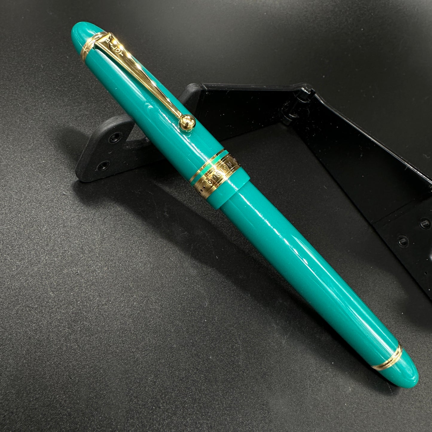 Pilot Custom 743 Fountain Pen - Verdigris - EF