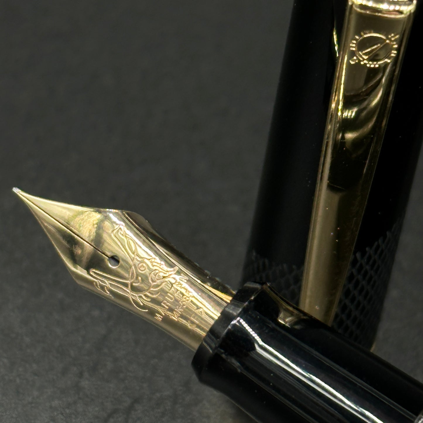 Maruzen Streamline 14K - F nib